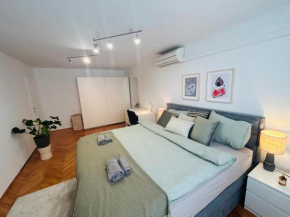 Premium Apartment Julia - 2 Bedrooms, Kitchen, Living Room, AC Unit, Free Wi-Fi
